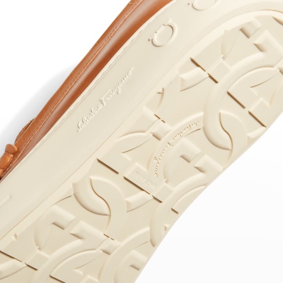 COPY - 👞 Salvatore Ferragamo loafers in calf leather
* Flat heel - Picture 8 of 13